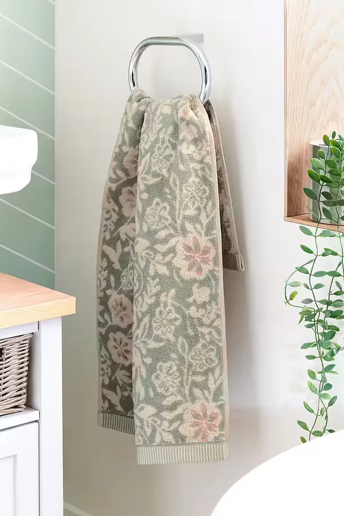 NEXT Handtuch aus 100 % Baumwolle mit Blumenmuster